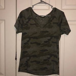 camo american eagle tee